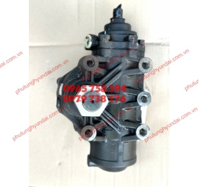 576007E000 BÓT TAY LÁI HYUNDAI TRAGO